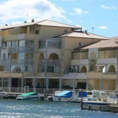 A Avec Veranda, Parking Et Climatisation - Fr-1-338-127